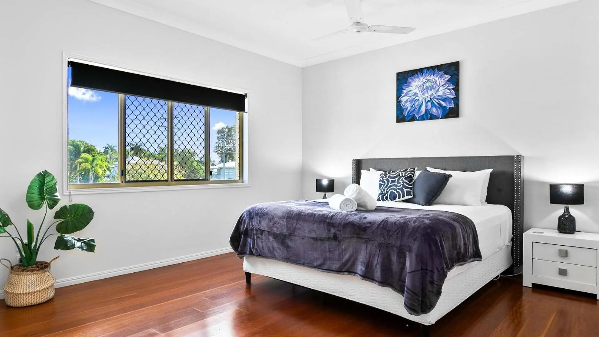 Coastal Bliss 6 Bedroom Burrum Heads