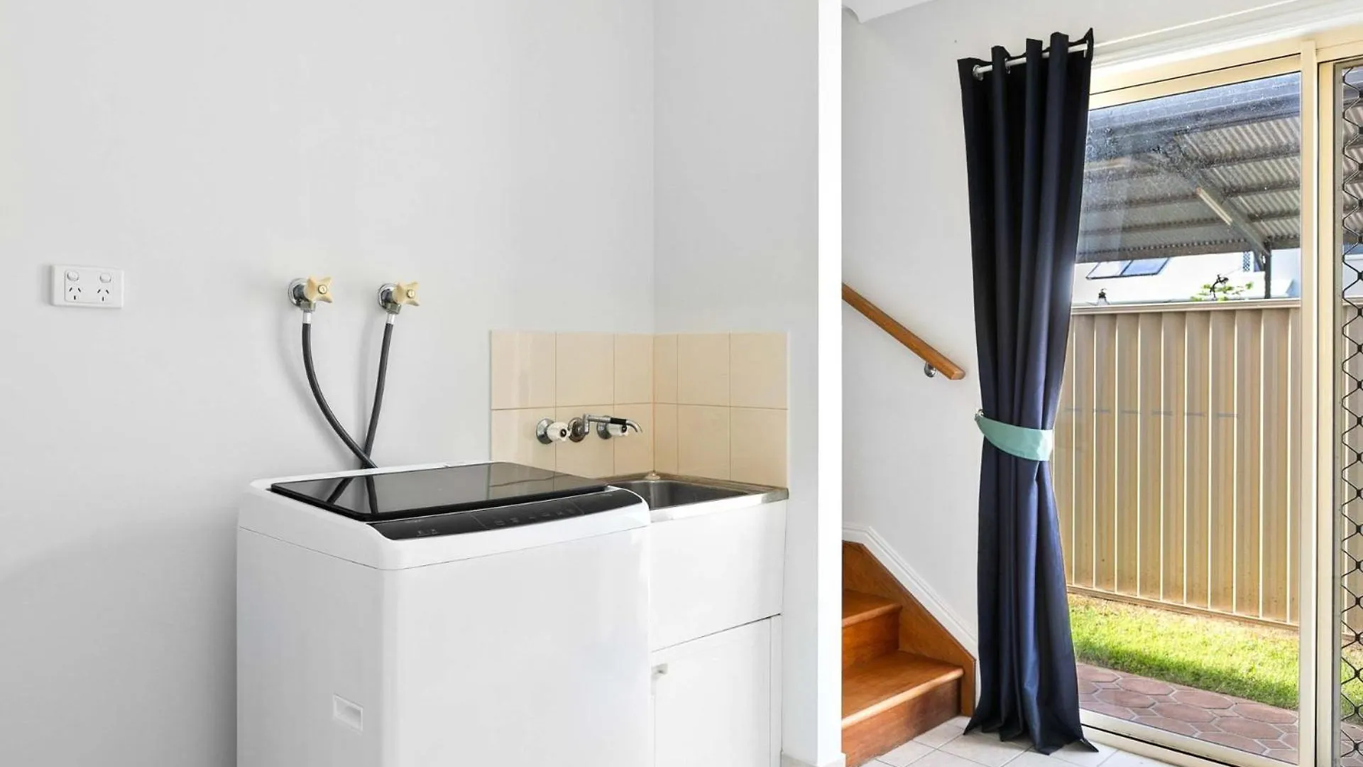 Holiday home Coastal Bliss 6 Bedroom Burrum Heads